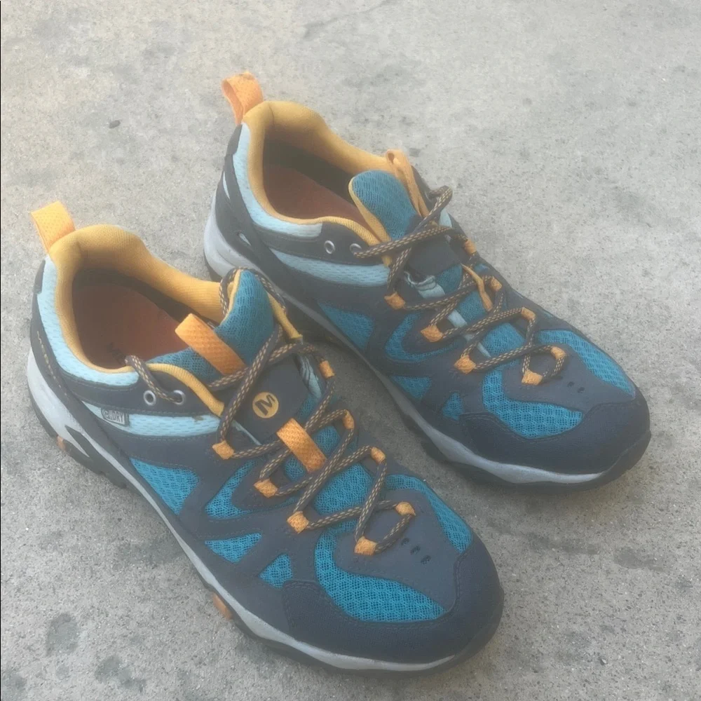 Merrell Castle Rock/Lake Blue Color Waterprook Hiking Shoe Women's Size 11